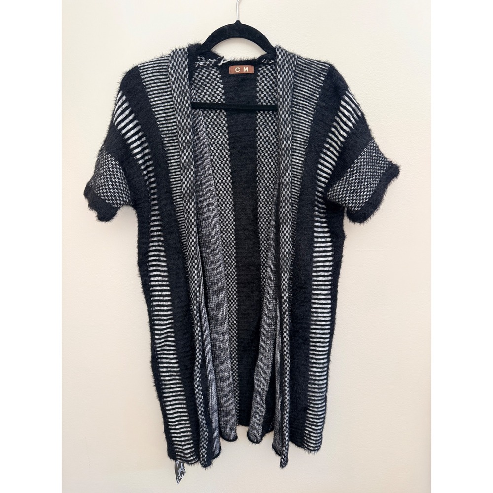 GM Womens Black White Fuzzy Striped Short Sleeve Open Front Cardigan Sweater